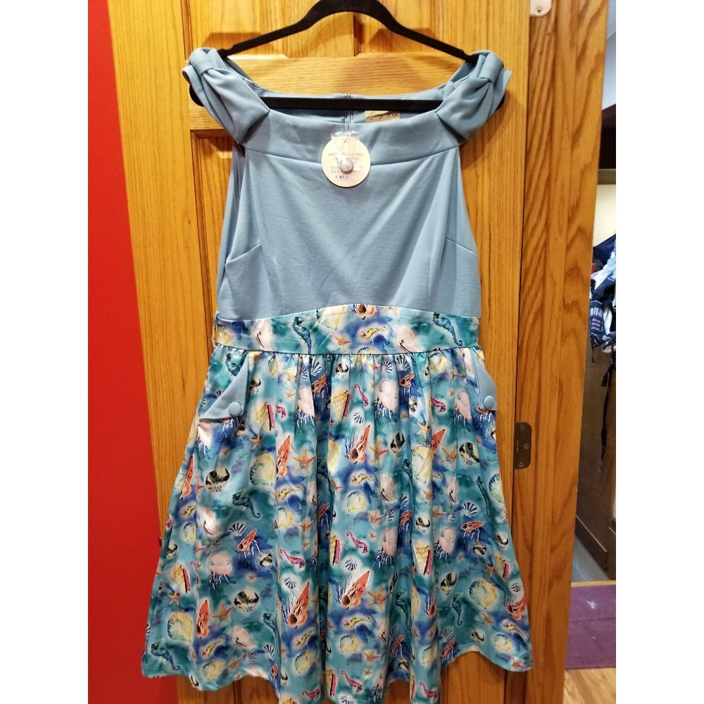 UK 16/US 12 NWT Lindy Bop Carla Seashell Dress